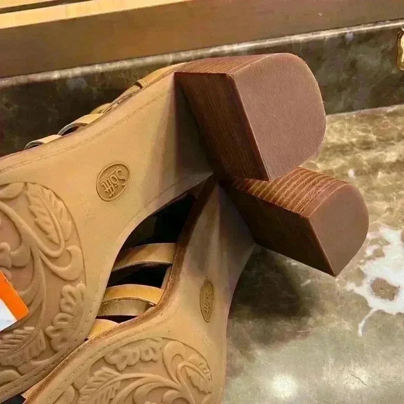 NEW Sofft Stratford Sandals Womens 11 Gladiator Brown Leather Block Heel Retail - Picture 2 of 5